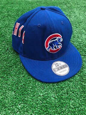 MLB Chicago Cubs hat New Era 9FIFTY Snapback Walking Bear logo